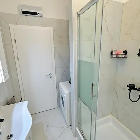 Luxury Laura Apartamento