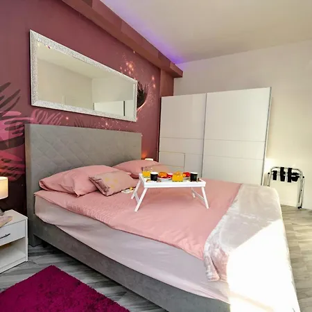 Luxury Laura Appartement *